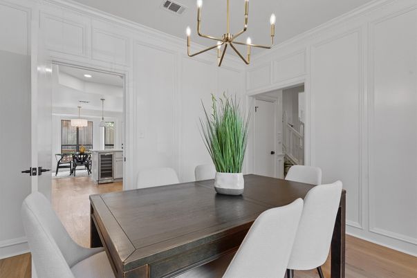 Chandelier, Dining room, Interior, Pendant Lights, Recessed Lighting, Wood Texture Flooring