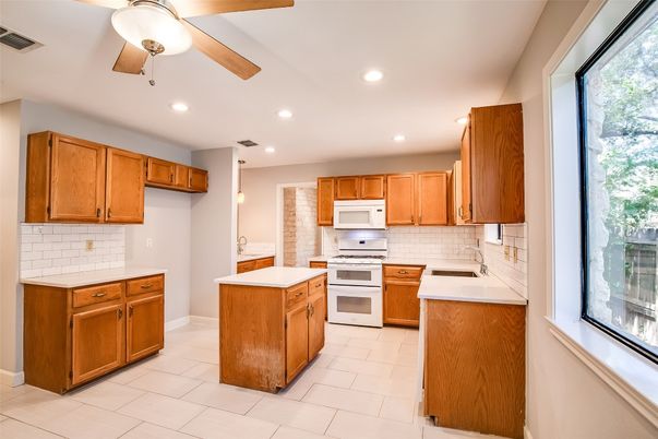 Interior, Kitchen, Recessed Lighting