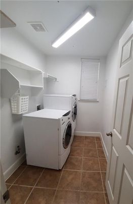 Interior, Washer