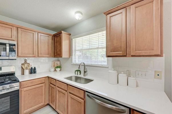 Interior, Kitchen, Stainless Steel Appliances