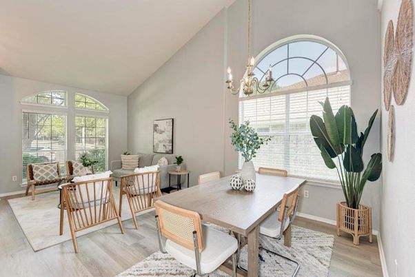Chandelier, Dining room, Interior, Living room, Wood Texture Flooring