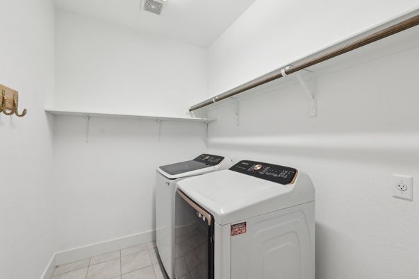 Interior, Washer