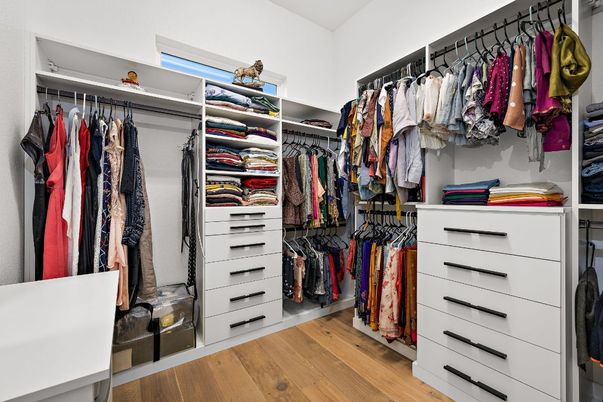 Interior, Walk-in Closets, Wood Texture Flooring