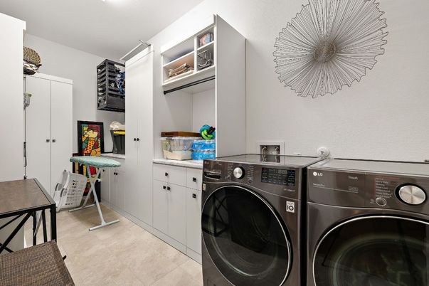 Interior, Washer