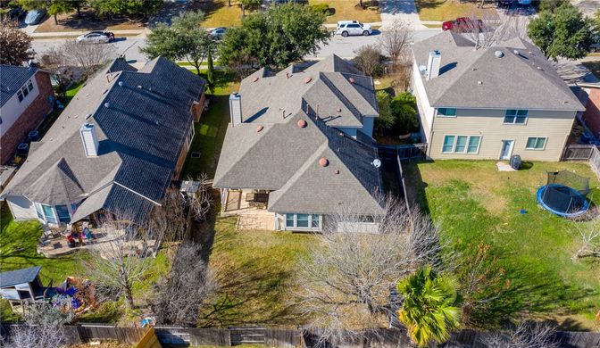 Exterior, Drone
