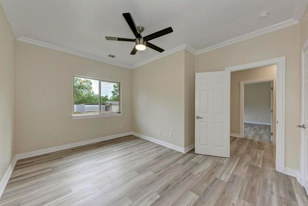 Empty room, Interior, Wooden Beams, Wooden Ceilings
