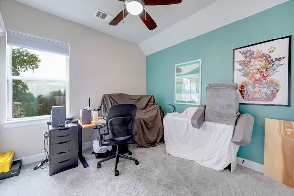 Home Office, Interior