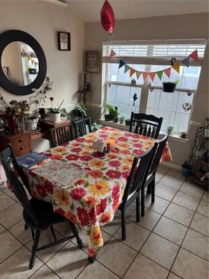 Dining room, Interior