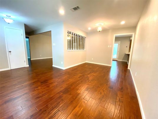 Empty room, Interior, Recessed Lighting, Wood Texture Flooring
