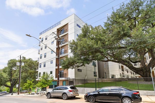 Exterior, Facade, Condo Building