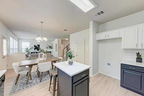 Dining room, Interior, Kitchen, Pendant Lights, Wood Texture Flooring