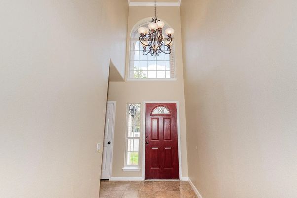 Chandelier, Interior