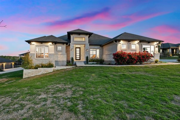 Backyard, Exterior, Facade, Ranch