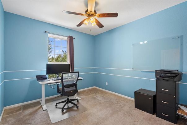 Home Office, Interior