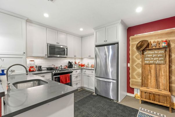 Interior, Kitchen, Recessed Lighting