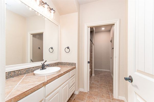 Bathroom, Interior, Recessed Lighting, Tile Countertops