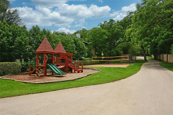 Backyard, Exterior, Playground