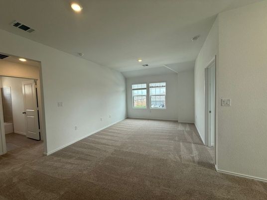 Empty room, Interior, Recessed Lighting
