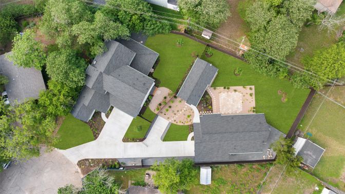Exterior, Drone