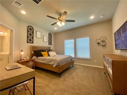 Bedroom, Home Office, Interior, Recessed Lighting