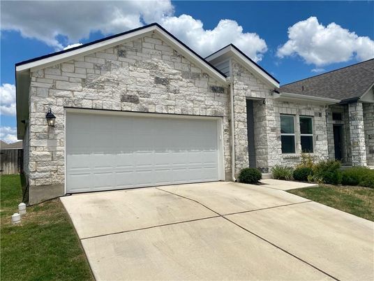 Attached, Exterior, Facade, Brick Traditional
