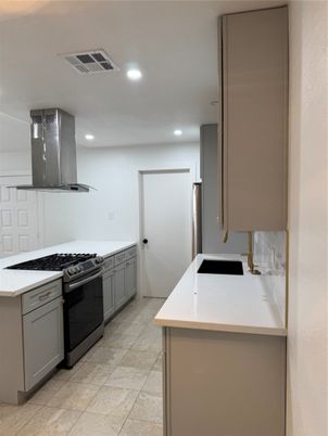 Interior, Kitchen, Recessed Lighting
