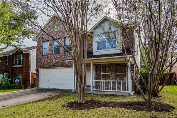 Attached, Exterior, Facade, Brick Facade, Tudor Revival