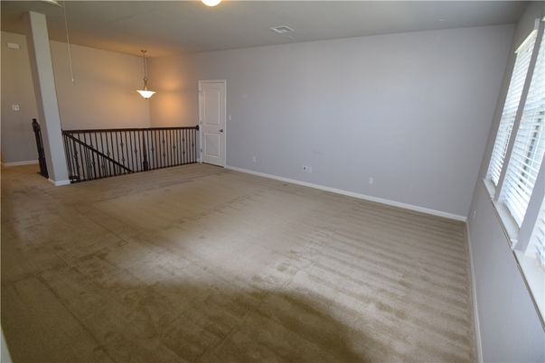 Empty room, Interior, Pendant Lights