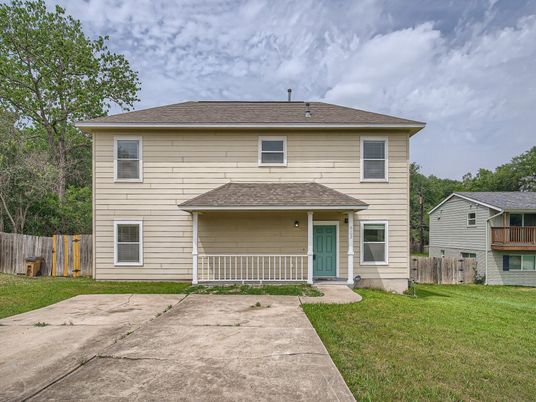 Backyard, Exterior, Facade, Georgian