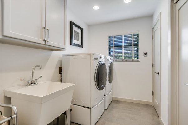 Interior, Recessed Lighting, Washer