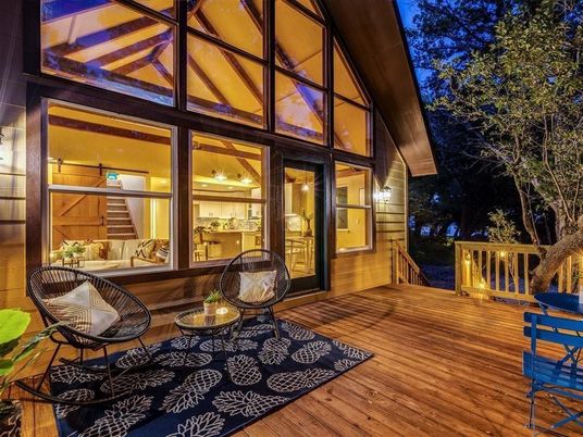 Exterior, Wood Texture Flooring