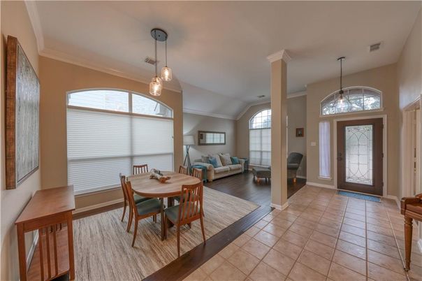 Dining room, Interior, Pendant Lights