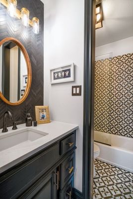 Bathroom, Interior