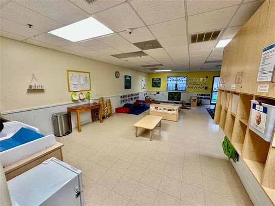 Game Room, Interior, Recessed Lighting