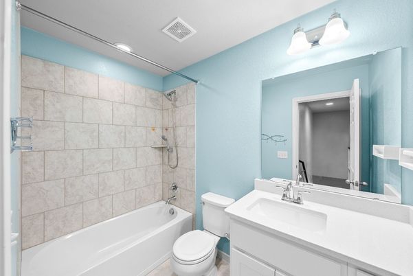 Bathroom, Interior, Recessed Lighting
