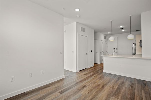 Interior, Pendant Lights, Recessed Lighting, Wood Texture Flooring
