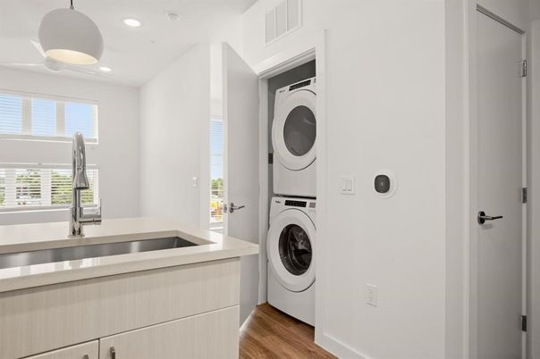 Interior, Recessed Lighting, Utility Closets, Washer, Wood Texture Flooring