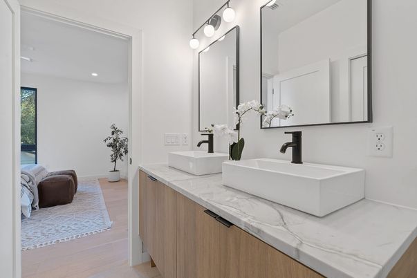 Bathroom, Dual Sink Vanities, Interior, Recessed Lighting, Wood Texture Flooring