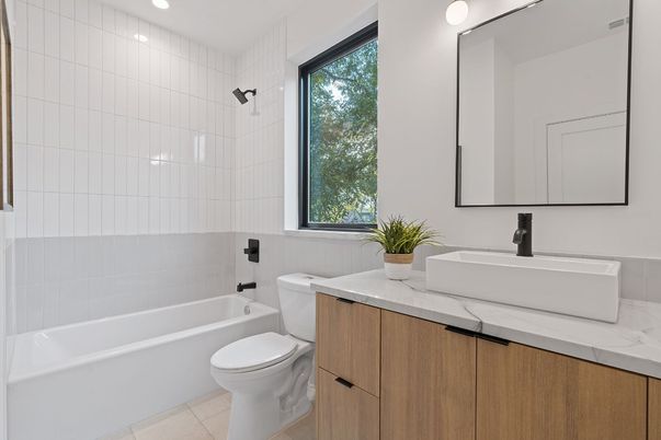 Bathroom, Interior, Recessed Lighting