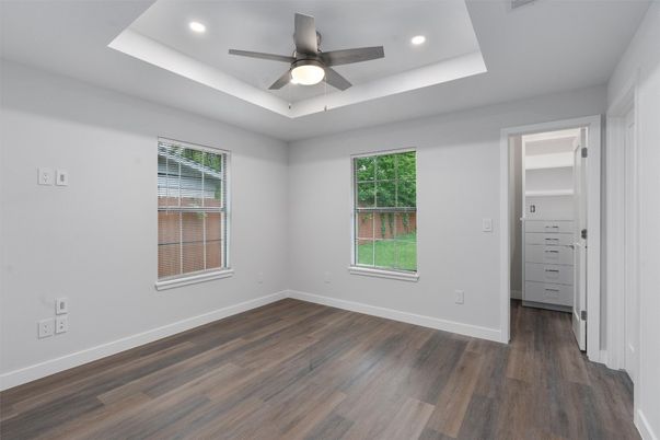 Empty room, Interior, Recessed Lighting, Wood Texture Flooring