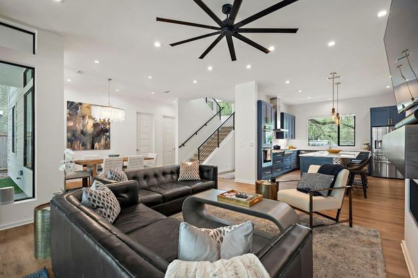 Chandelier, Dining room, Interior, Kitchen, Living room, Pendant Lights, Recessed Lighting, Stainless Steel Appliances, Wood Texture Flooring