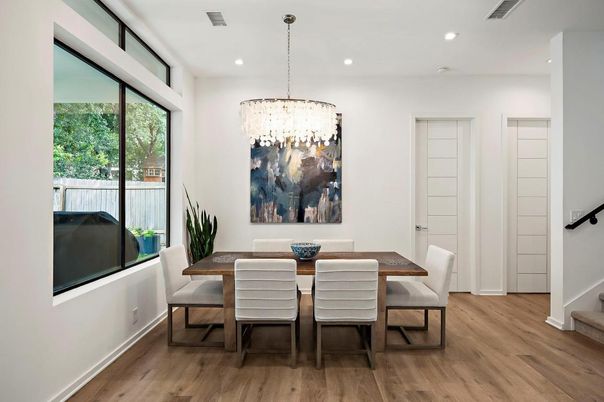 Chandelier, Dining room, Interior, Recessed Lighting, Wood Texture Flooring