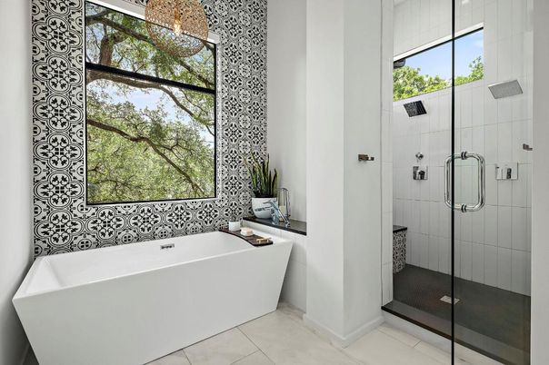 Bathroom, Free Standing Baths, Glass Shower, Interior