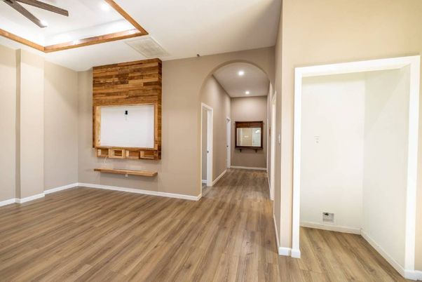 Empty room, Interior, Recessed Lighting, Wood Texture Flooring