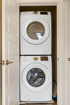 Interior, Utility Closets, Washer