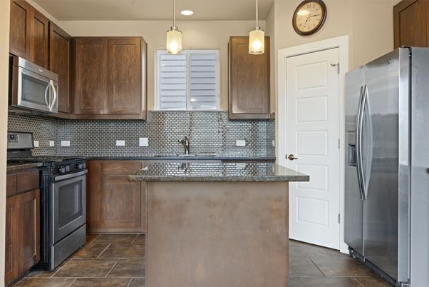 Interior, Kitchen, Pendant Lights, Recessed Lighting, Stainless Steel Appliances