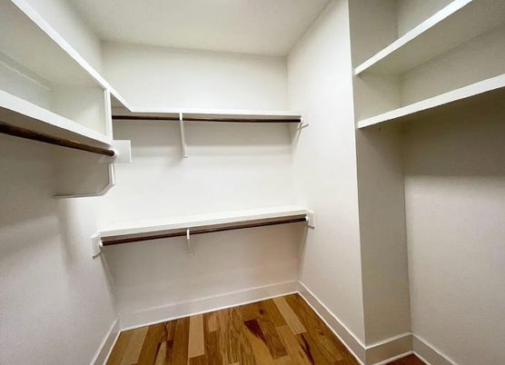 Interior, Walk-in Closets, Wood Texture Flooring