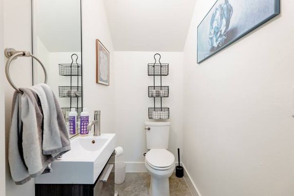 Bathroom, Interior