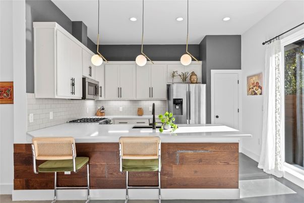 Interior, Kitchen, Pendant Lights, Recessed Lighting, Stainless Steel Appliances