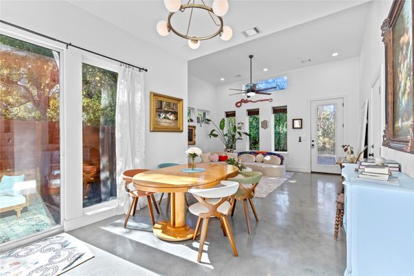 Dining room, Interior, Living room, Pendant Lights, Recessed Lighting